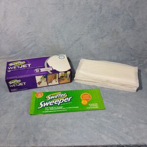 New Sealed Swiffer WetJet Pad Refills 12 Ct Box + 8 New Pads & 1 Sample WetCloth